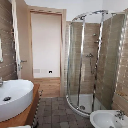 Vacanze Pausa Tra I Monti Daire Tirano
